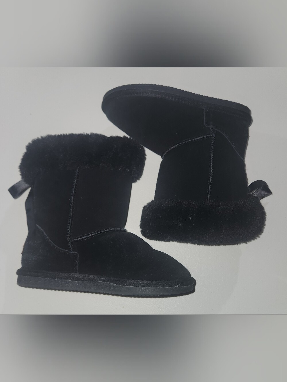 Lamo Black Suede Winter Boots With Faux Fur Lining Size 3Y Little Girls